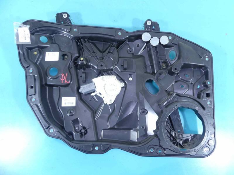 Стеклоподъемник передний левый Volkswagen Touareg 7P6837755C