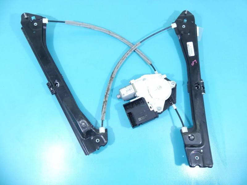 Склопідйомник передній лівий Volkswagen Jetta 0130822229