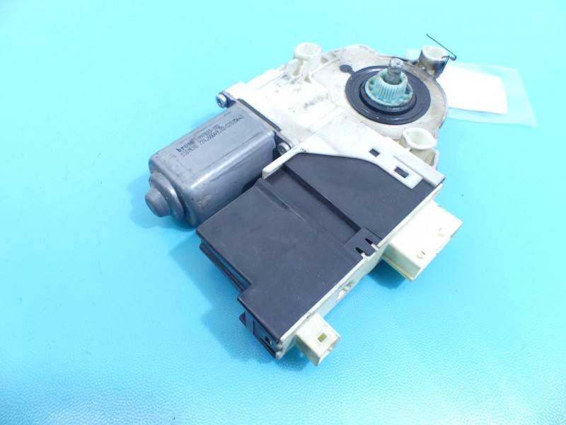 Склопідйомник передній лівий Citroen C5 774.60049.02