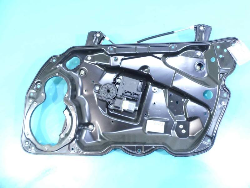 Склопідйомник передній лівий Volkswagen Passat B7 3C0959792C