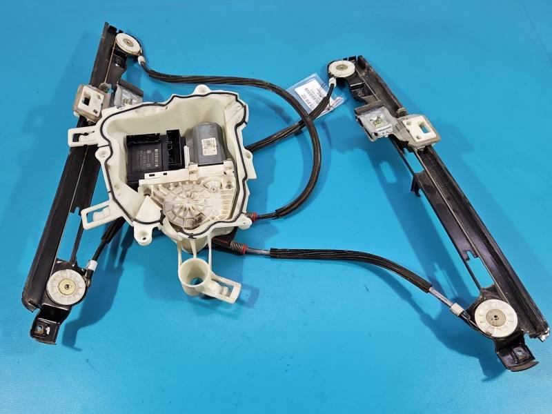 Стеклоподъемник передний правый Seat Altea 1K0959792C
