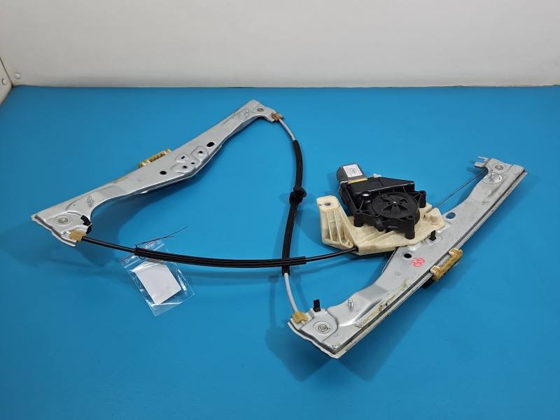 Склопідйомник передній правий Citroen C4 9674252480