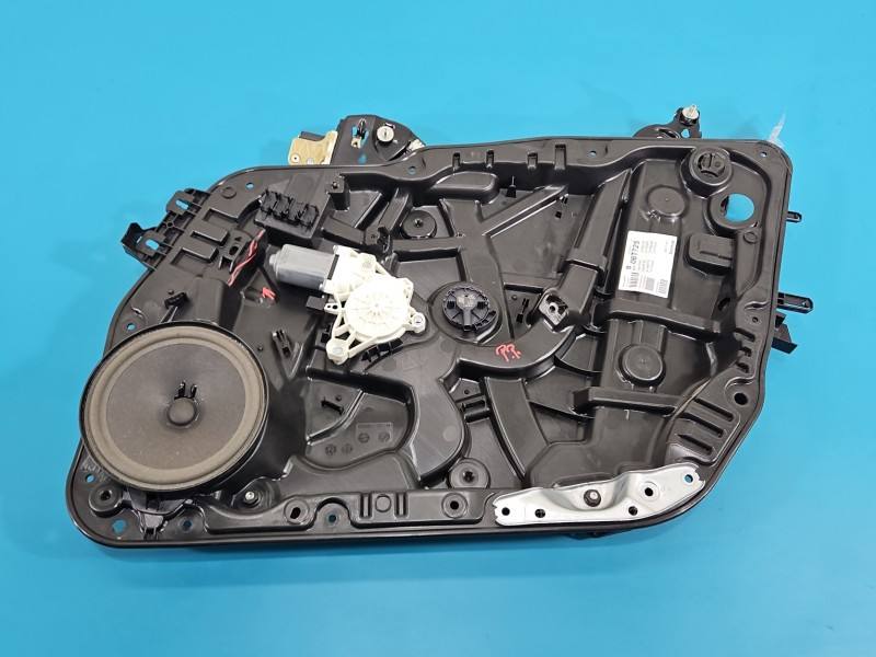 Склопідйомник передній правий Mercedes CLA C118 A2478201402