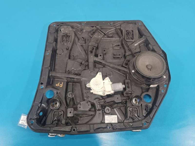 Склопідйомник передній правий Mercedes Vito A4477204000