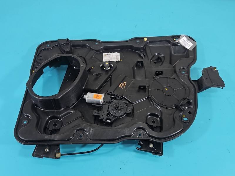 Склопідйомник передній правий Jeep Grand Cherokee 931400-102.