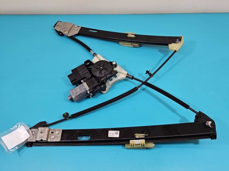 Склопідйомник передній правий Seat Ibiza 0130822064