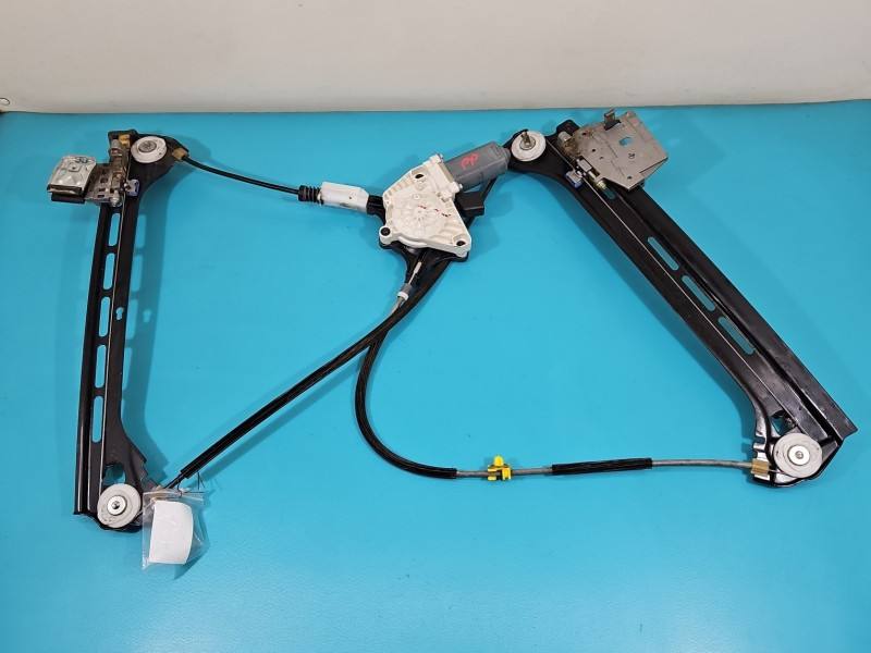 Склопідйомник передній правий Mercedes E C207 A2077200246