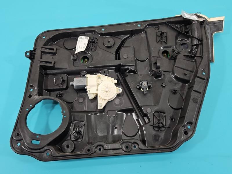 Склопідйомник передній правий Mercedes B W246 920817-107RH
