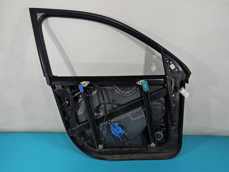 Стеклоподъемник передний правый Volkswagen Touareg 3D1959792
