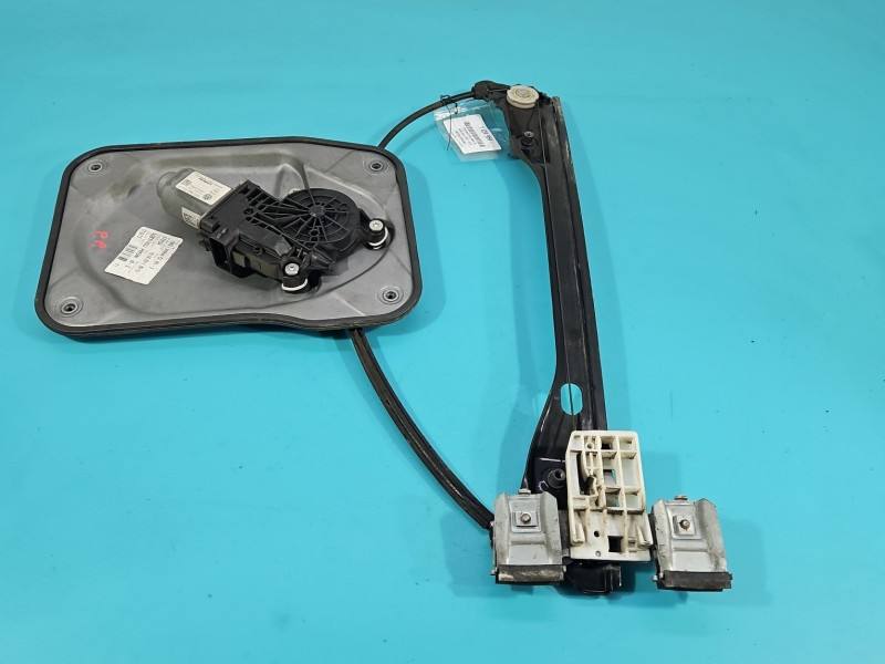 Склопідйомник передній правий Skoda Fabia 2 6R0959802P