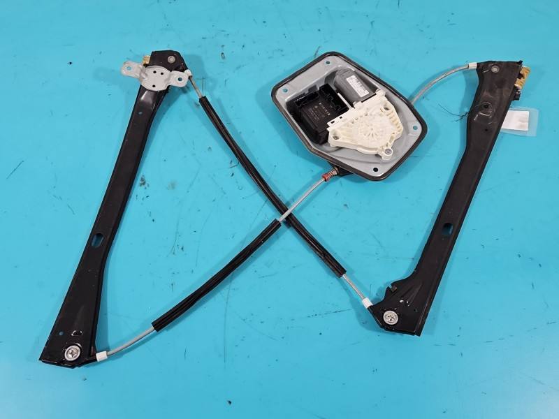 Склопідйомник передній правий Volkswagen Golf 5 1K0959702K