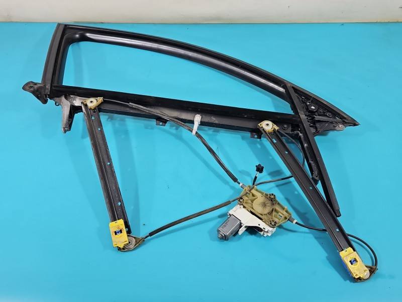 Склопідйомник передній правий Audi A6 C6 8K0959802A