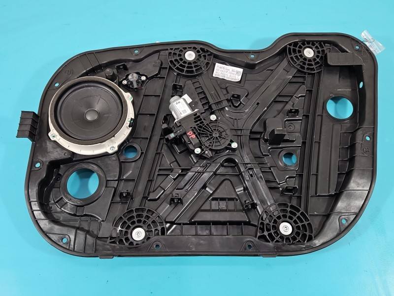 Склопідйомник передній правий Hyundai I30 82460-G4010