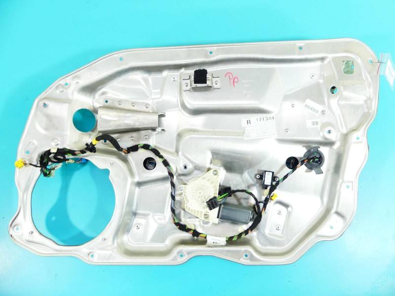 Склопідйомник передній правий Mercedes S W221 A0038201926