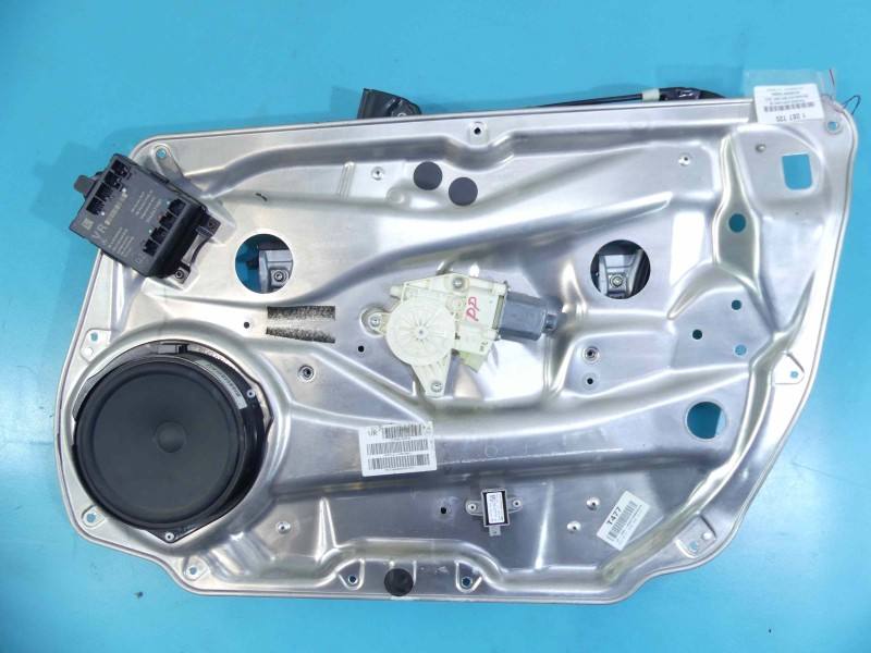 Склопідйомник передній правий Mercedes GLK X204 A2128203685