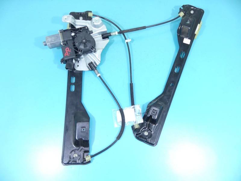 Склопідйомник передній правий Opel Zafira C 13260138