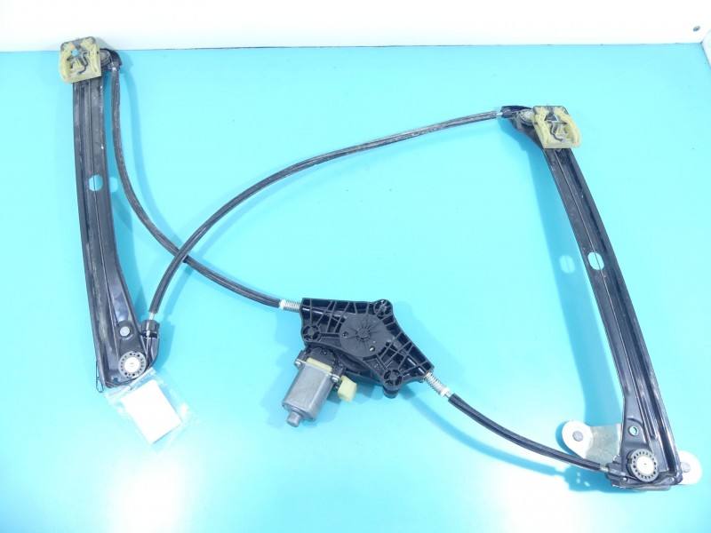 Склопідйомник передній правий Volkswagen Golf 7 0130822378