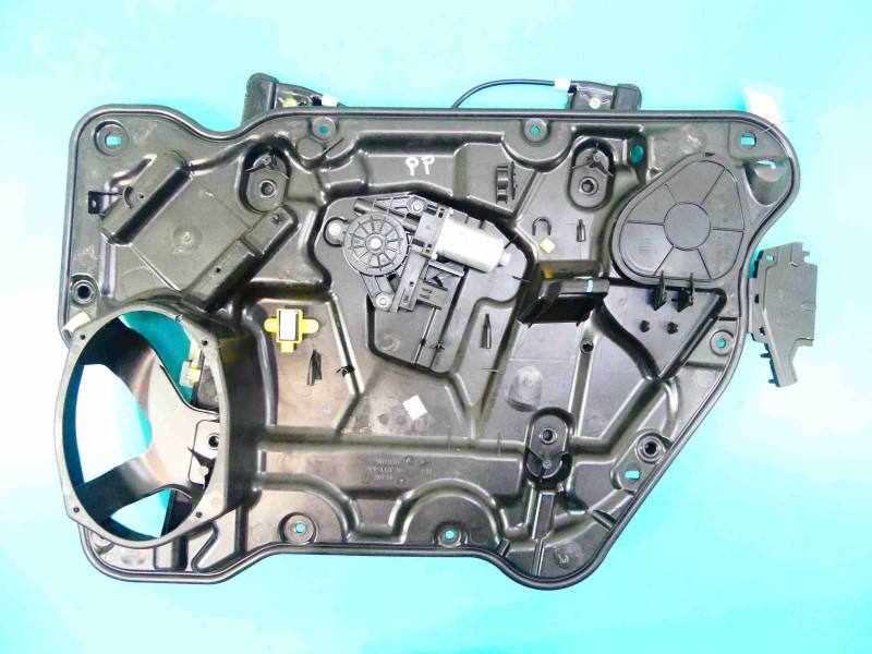 Склопідйомник передній правий Fiat Freemont C22330-100