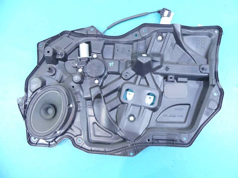 Склопідйомник передній правий Mazda 3