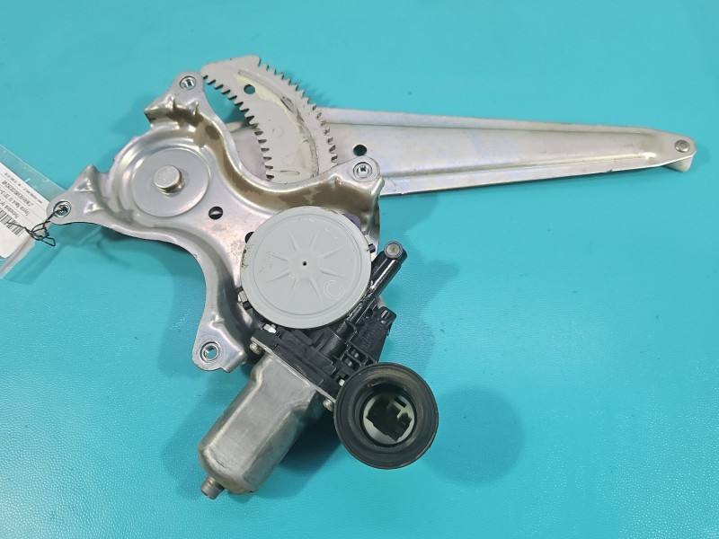 Склопідйомник задній лівий Toyota Rav4 85710-35180