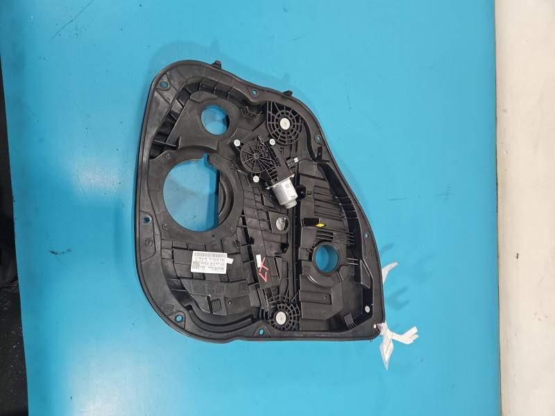 Склопідйомник задній лівий Hyundai I30 83470-G4220