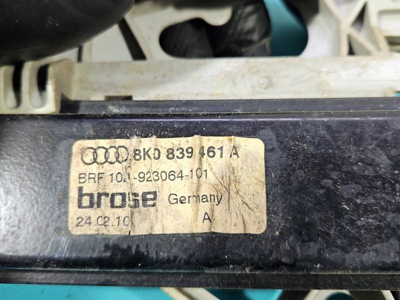 Склопідйомник задній лівий Audi A4 B8 8K0839461A — фото деталі 3
