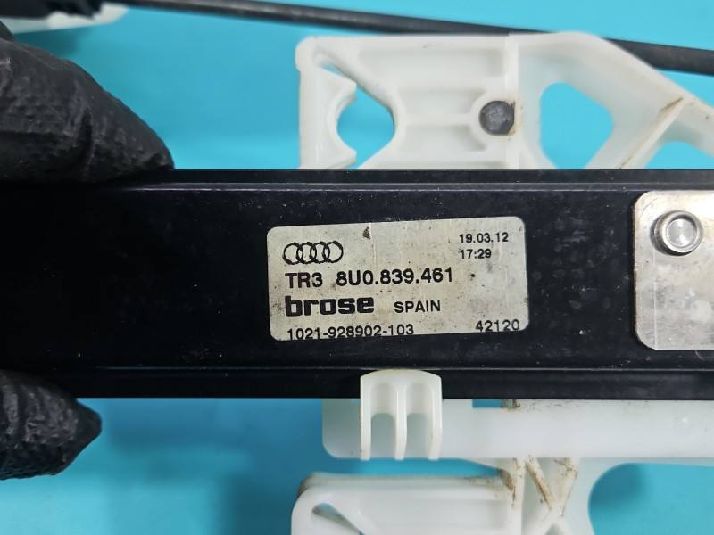 Склопідйомник задній лівий Audi Q3 8K0959811A — фото деталі 9