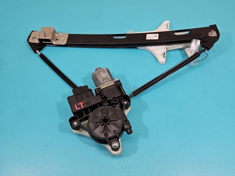Склопідйомник задній лівий Seat Arona 6F0839461C