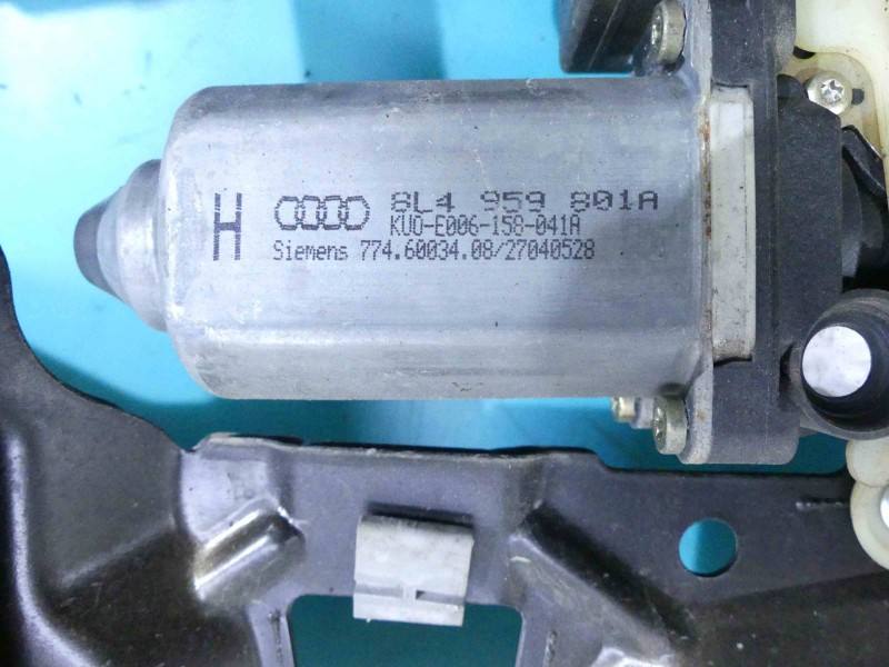 Склопідйомник задній лівий Audi A3 8L 8L4839753 — фото деталі 4