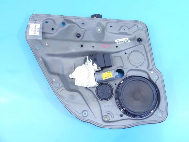 Стеклоподъемник задний левый Volkswagen Bora 1C0959811A