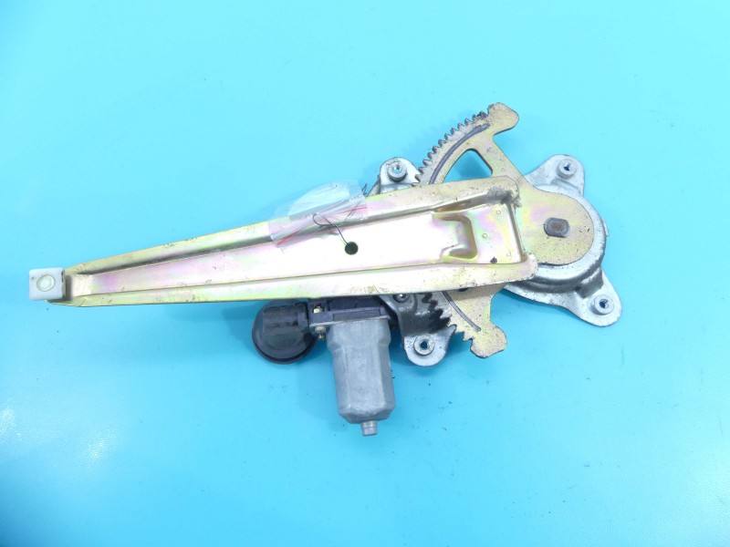 Склопідйомник задній лівий Toyota Land Cruiser 85710-58010