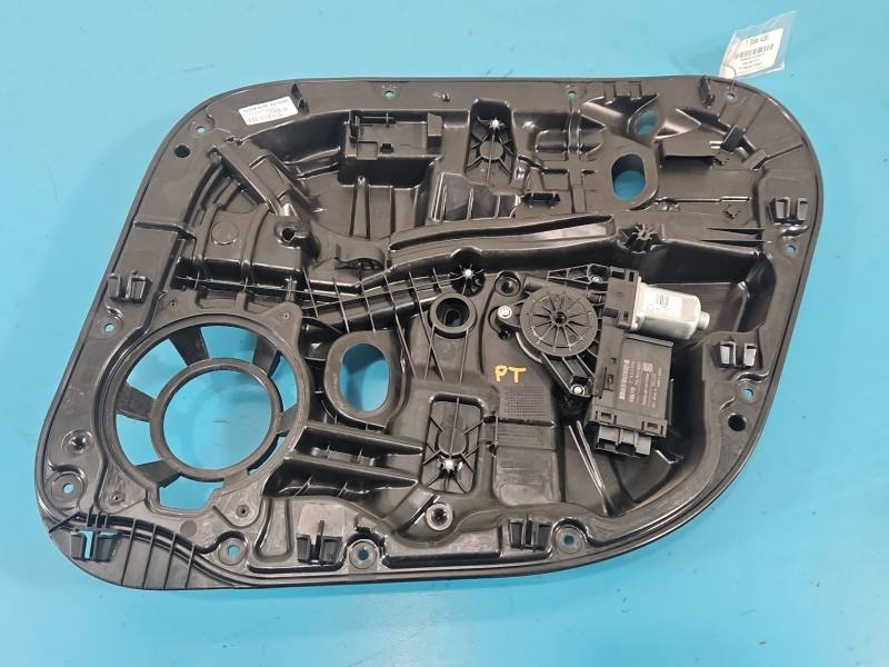 Склопідйомник задній правий Volvo S90 31453360