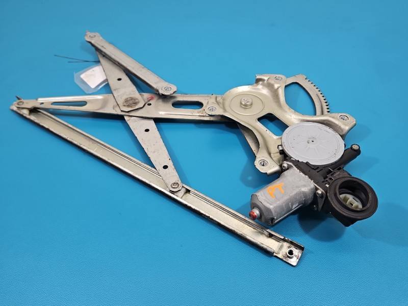 Склопідйомник задній правий Toyota Prius 85710-35180