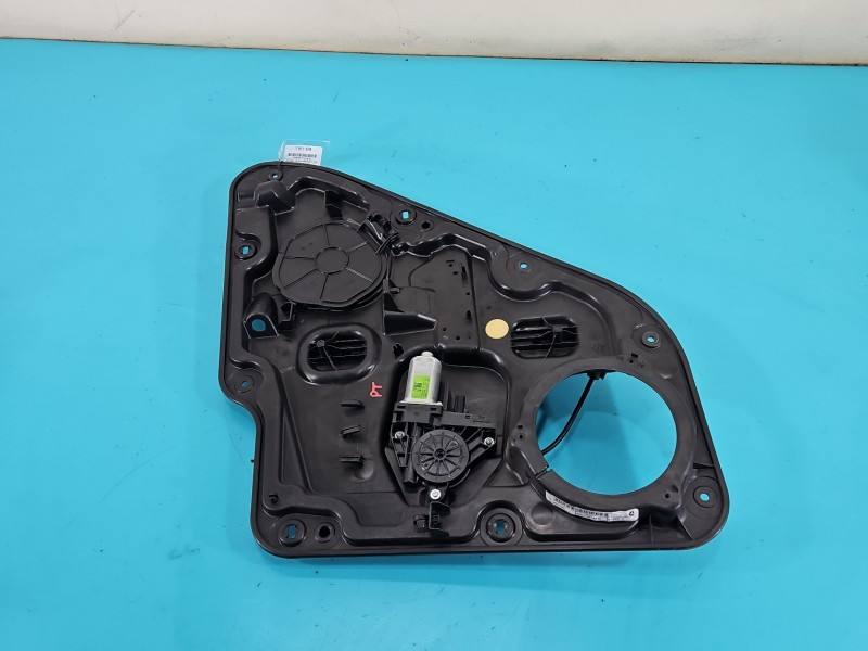 Склопідйомник задній правий Jeep Grand Cherokee 931403-103