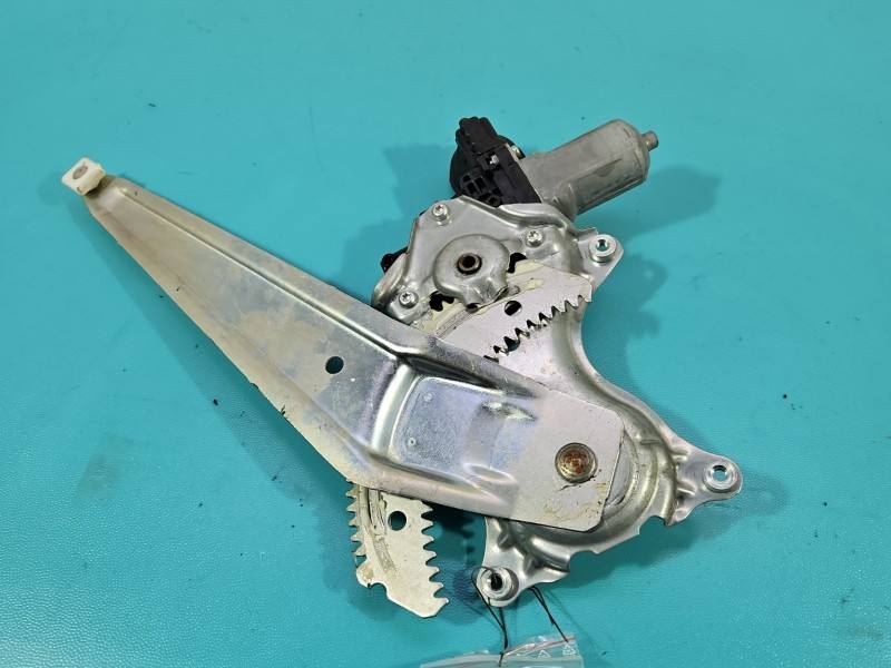 Склопідйомник задній правий Toyota Rav4 85720-35140