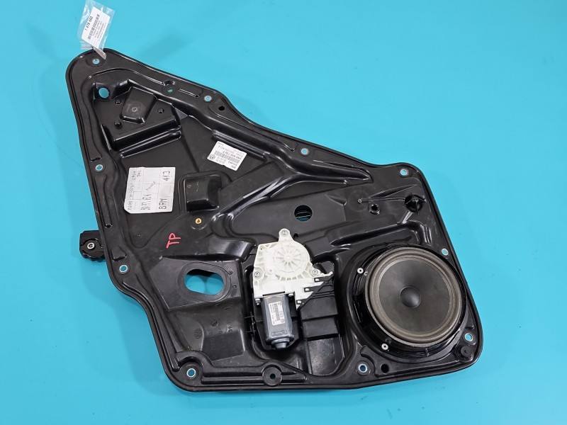 Стеклоподъемник задний правый Volkswagen Tiguan 5N0839730F