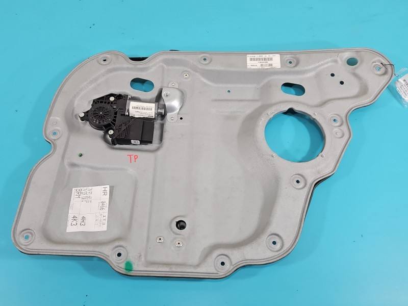 Стеклоподъемник задний правый Volkswagen Touran 5K0959704A