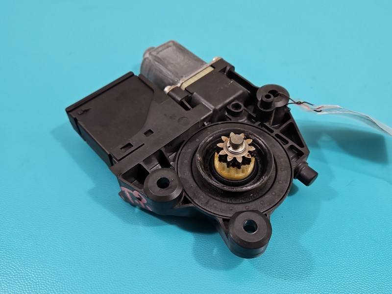 Склопідйомник задній правий Renault Scenic 3 827303178R