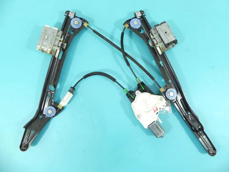 Склопідйомник задній правий Audi A5 8T 8K0959801A