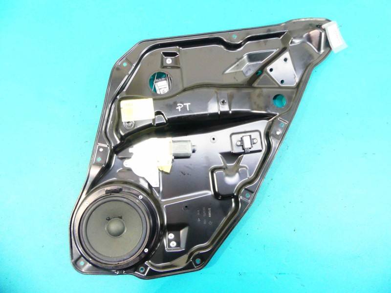 Склопідйомник задній правий Mercedes GL X164 0130822273