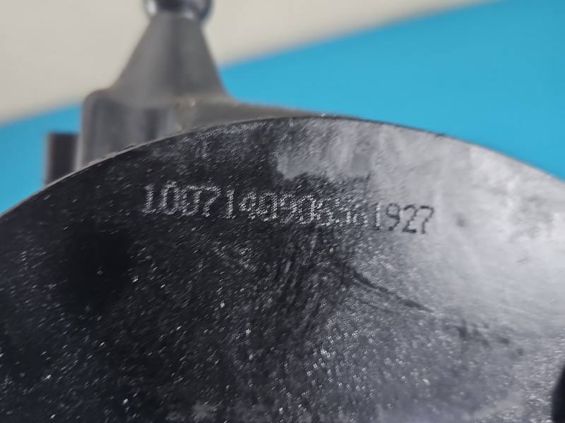 Клапанна кришка Volkswagen Caddy 1007140906561927 — фото деталі 2