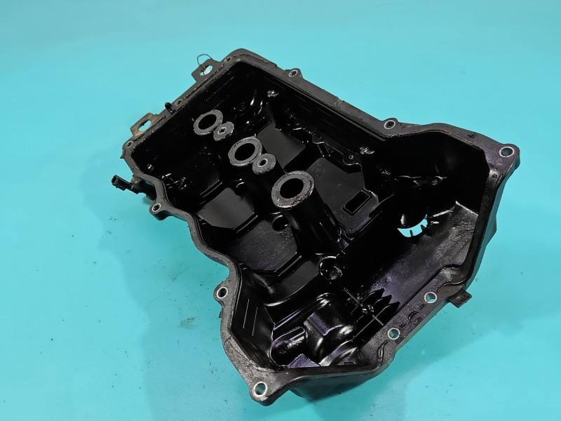 Клапанна кришка Dacia Sandero 132659136R — фото деталі 9