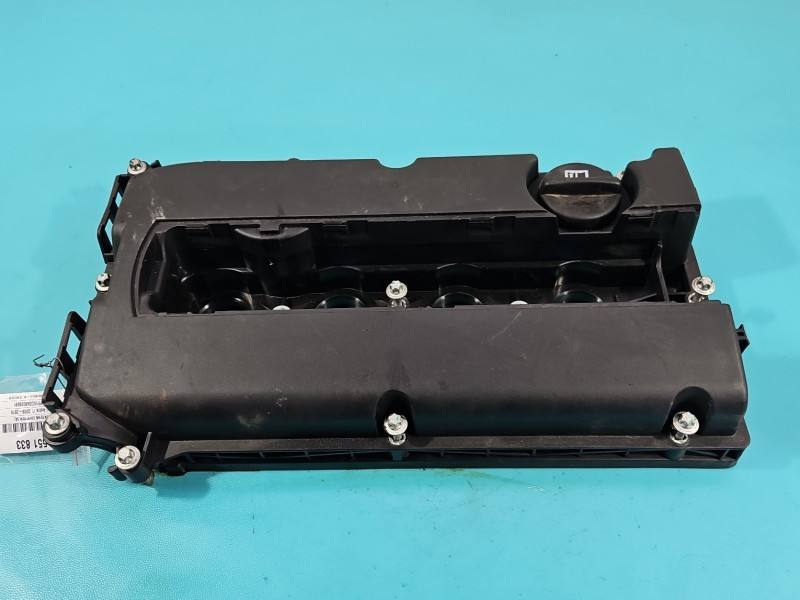 Клапанная крышка Opel Astra J 1056-2405