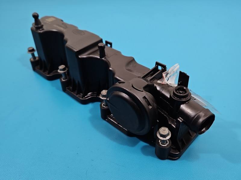 Клапанная крышка Jaguar XE G4D3-6J014-AC
