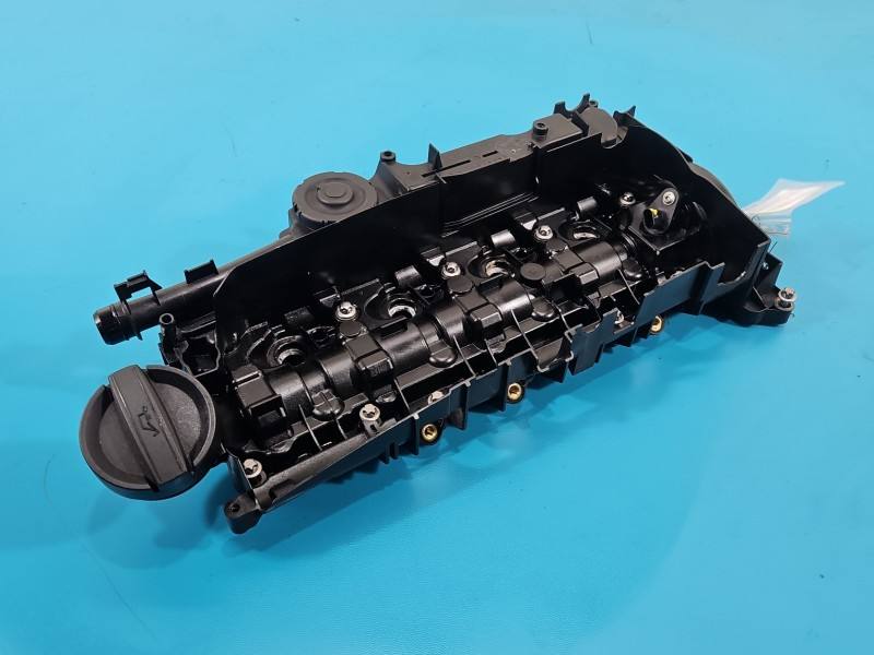 Клапанна кришка BMW 3 F30 8581798