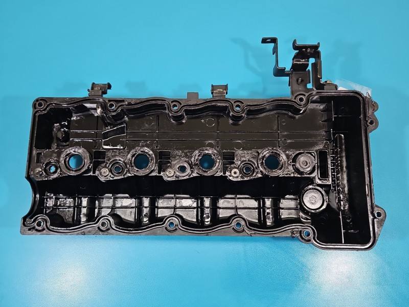 Клапанна кришка Hyundai I40 22410-2A700 — фото деталі 5