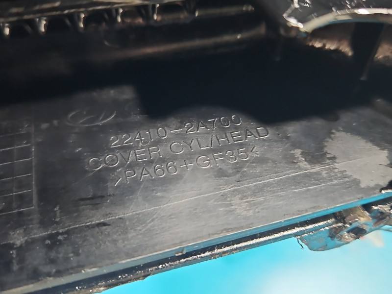Клапанна кришка Hyundai I40 22410-2A700 — фото деталі 6