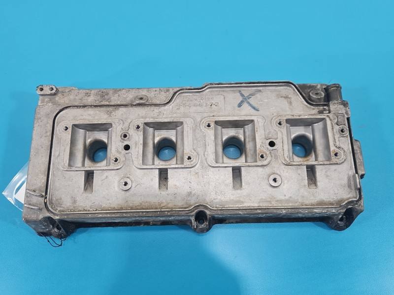 Клапанна кришка Audi A8 D2 077103472D