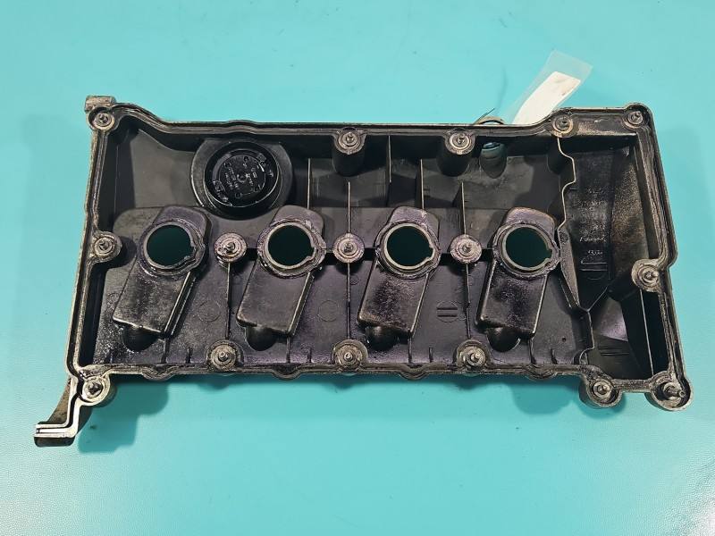 Клапанна кришка Audi A4 B6 06B103475AJ — фото деталі 3