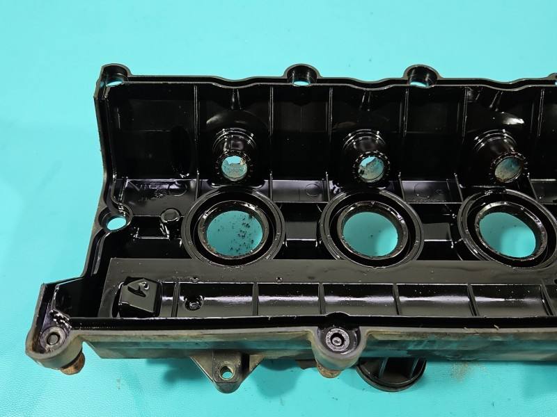 Клапанная крышка Opel Meriva A 8980011421 — фото детали 13